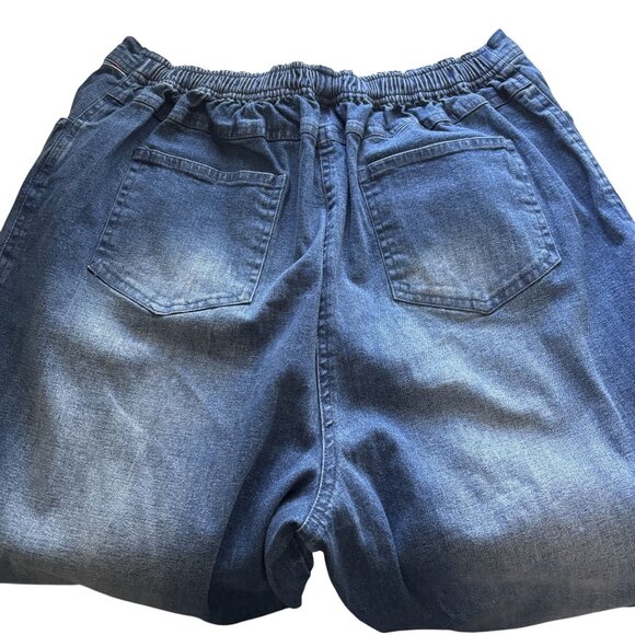 Quacker Factory Dark Wash Cropped Jeans With Sequins Detail At Hem - Picture 10 of 12